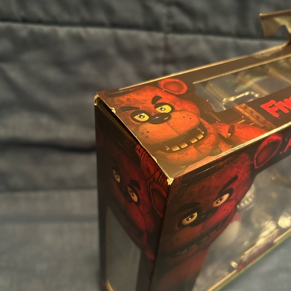 Five Nights At Freddy’s Endo Series Classic Bonnie & Withered Bonnie Jazwares - Picture 5 of 14